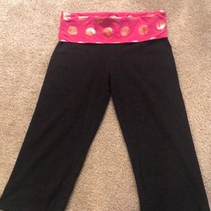 Pink black yoga capris